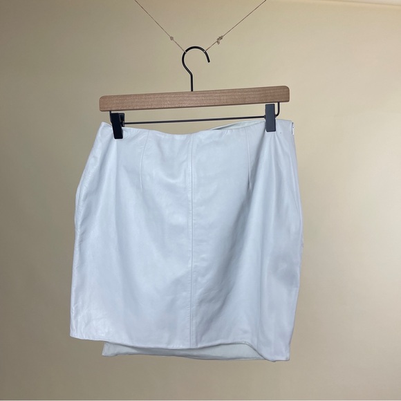 NWOT LAMARQUE Trisha Skirt in White - Picture 9 of 9